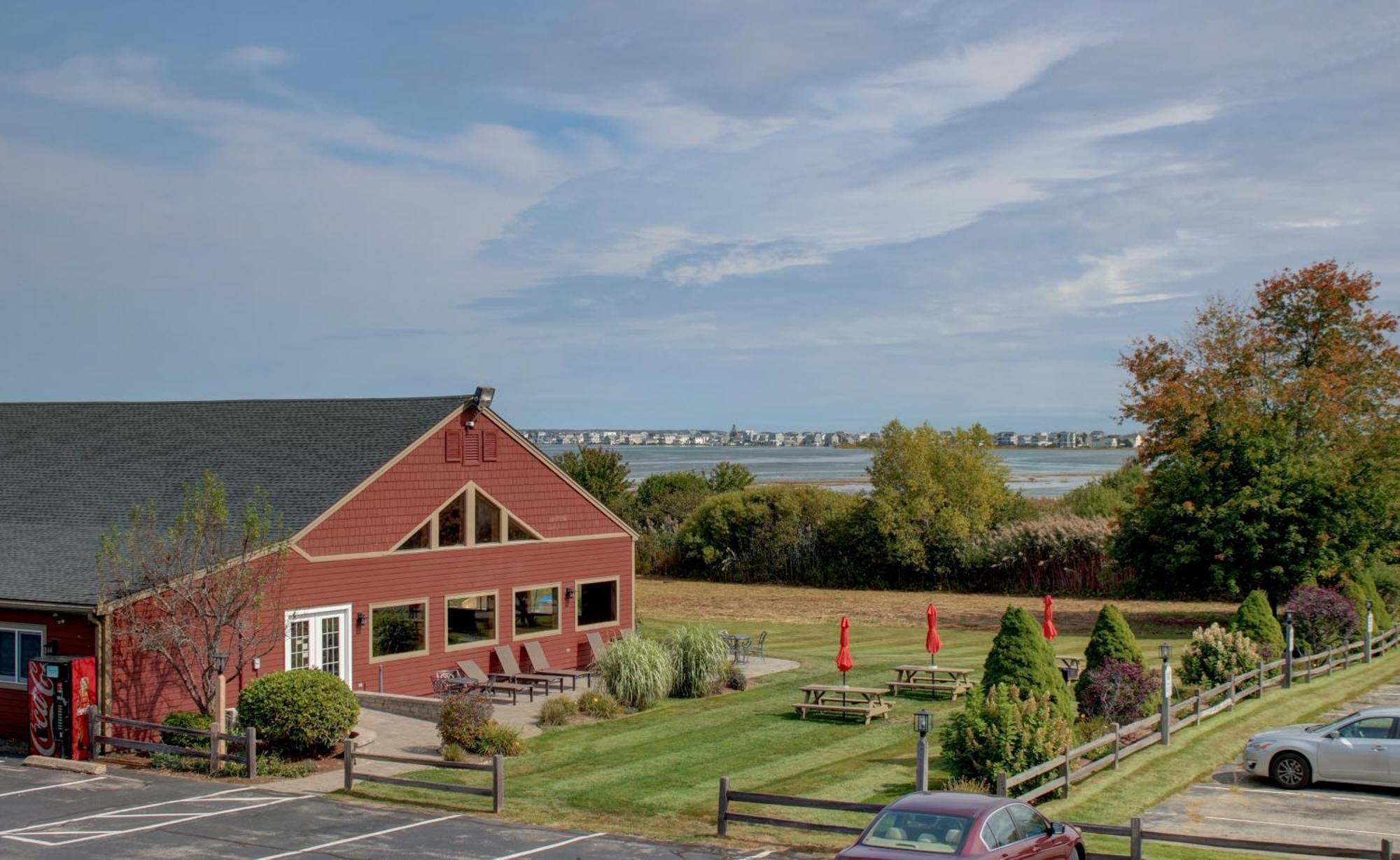 Misty Harbor Resort Уэллс Экстерьер фото